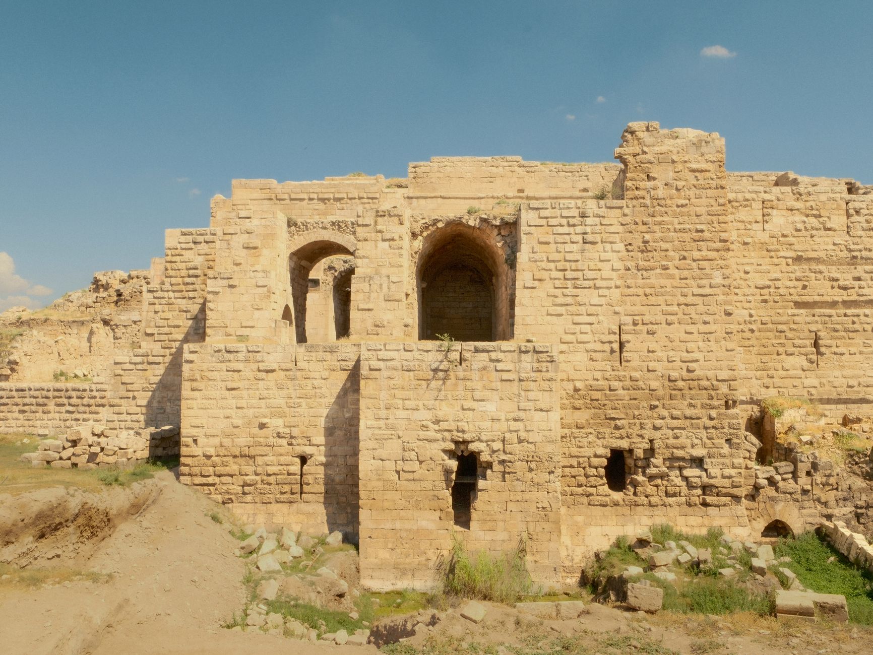 Ancient ruins of Gaziantep Castle showcasing stone architecture and historical significance.