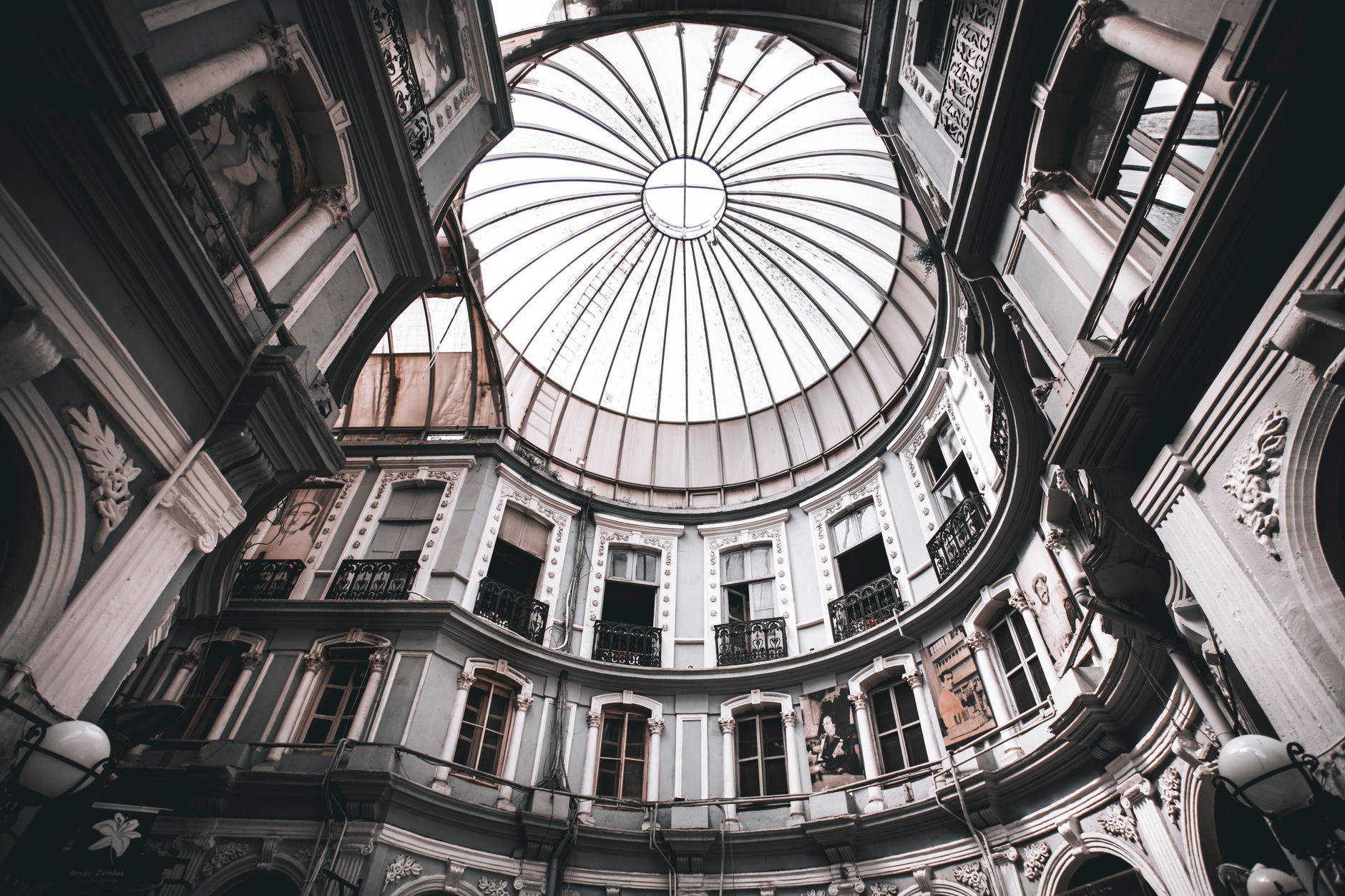 Elegant indoor space with a glass skylight, perfect for gentle recovery walks during winter.